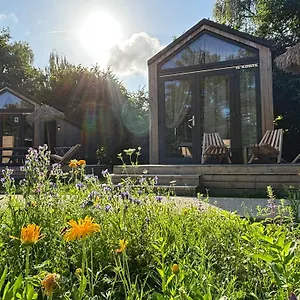 Resort Urban Gardens