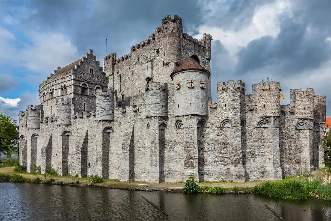 ***** Bed & Breakfast Guesthouse Ppp Ghent Belgium